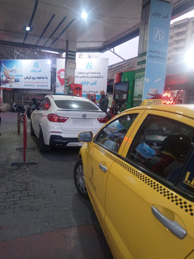 عکس جایگاه سوخت 102 پزشكی