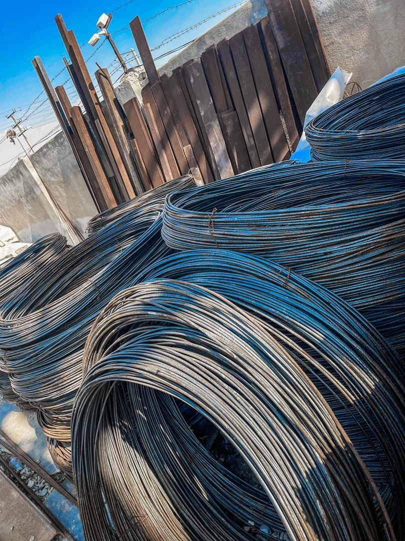 عکس آهن آلات مرکزی خدابنده لو