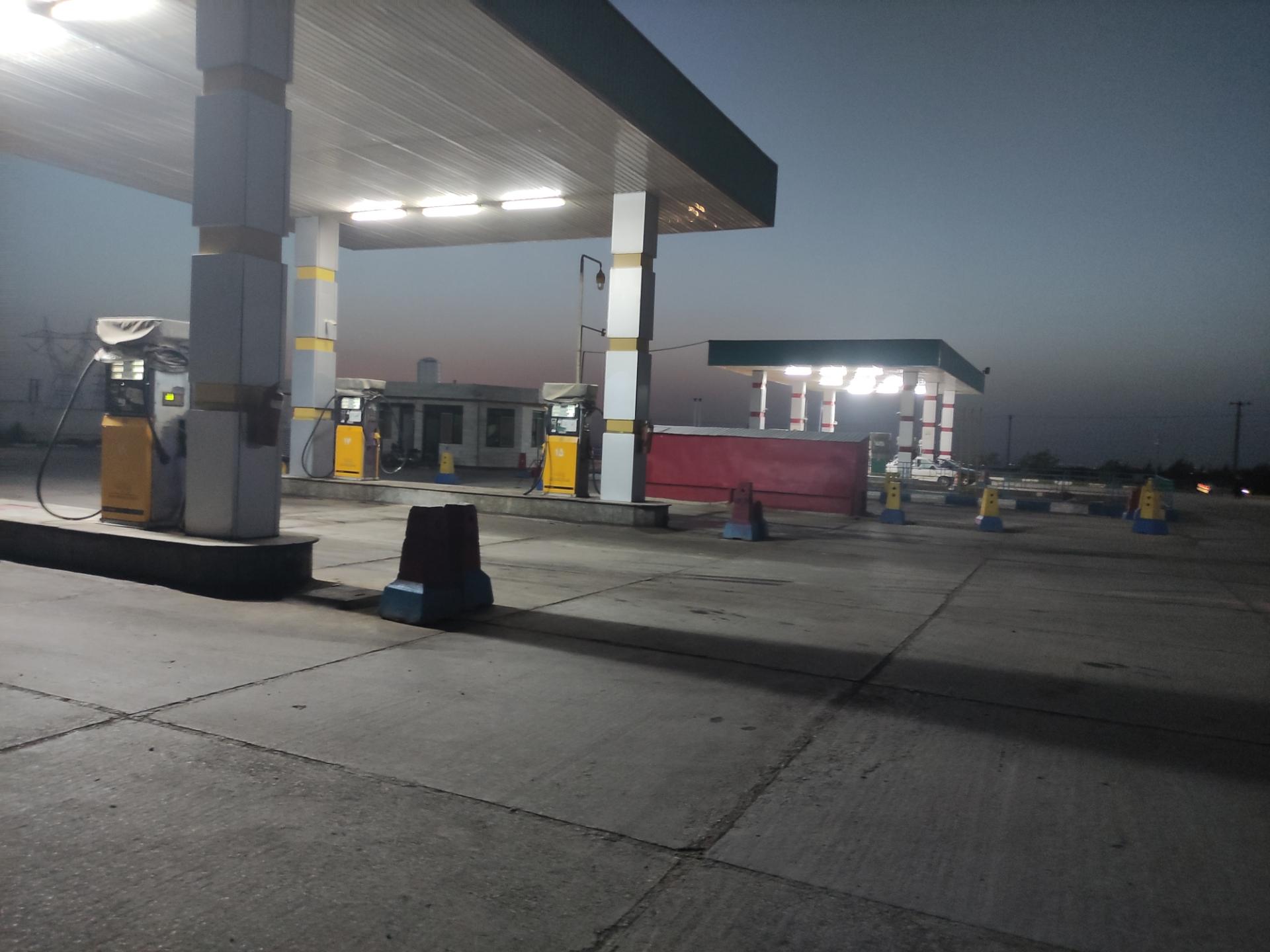 عکس پمپ گاز CNG