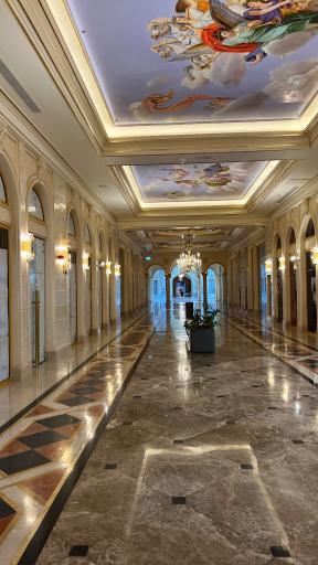 عکس میکا مال