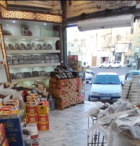 عکس خرما‌ فروشی ایران نخل