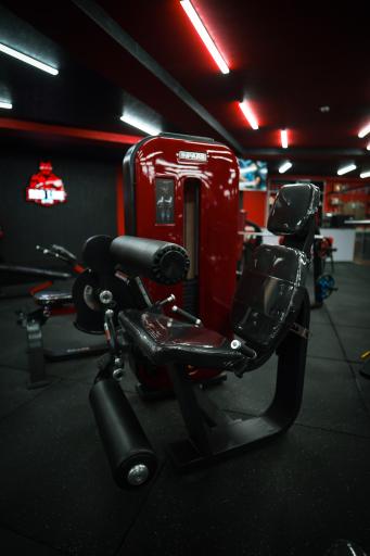 عکس باشگاه بدنسازی رِدلاین