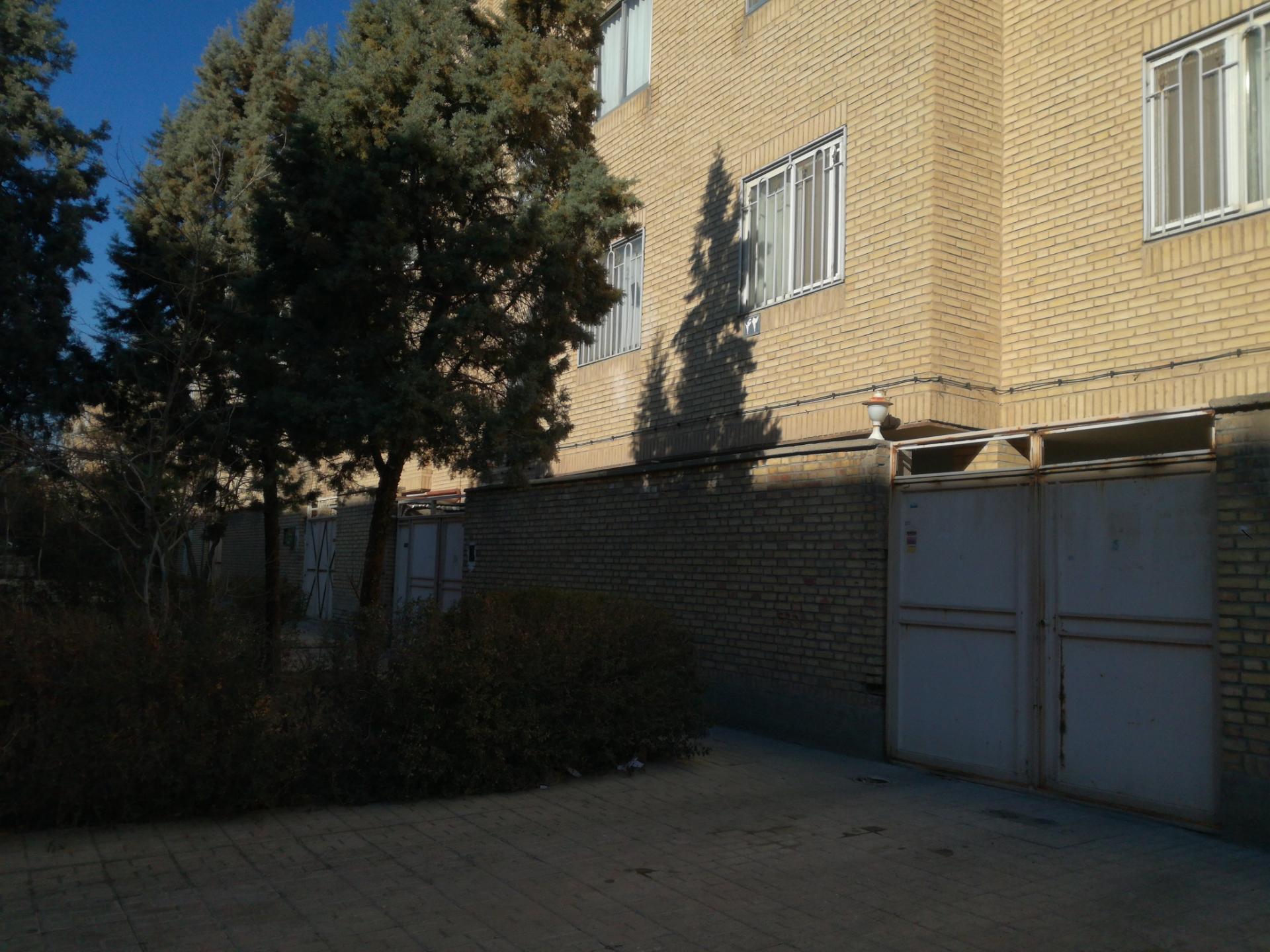 عکس بلوک ۴۲