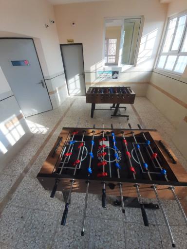 دبیرستان علم و ادب هیات امنایی