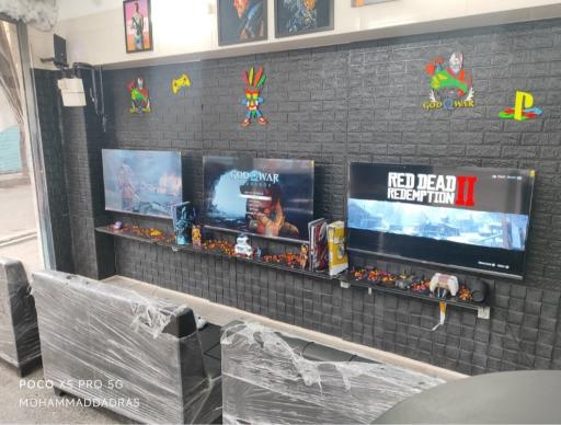 عکس گیم نت بچه محل