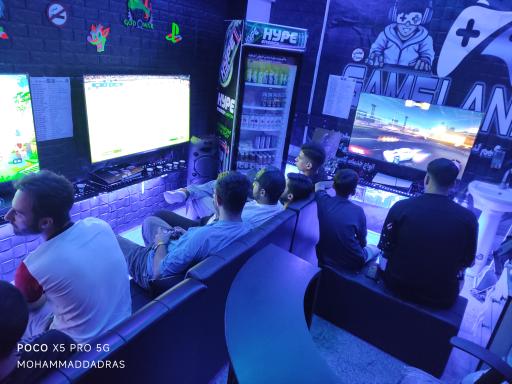 عکس گیم نت بچه محل