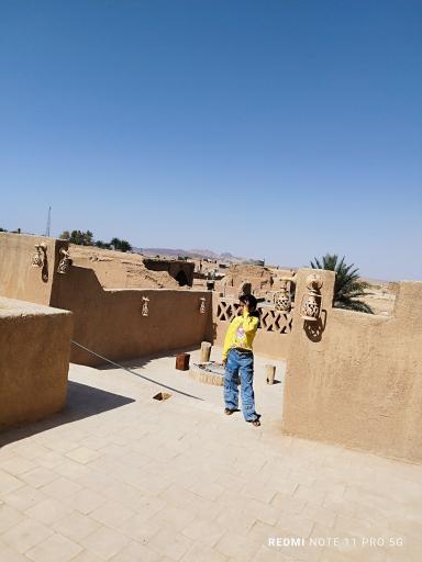 عکس اقامتگاه ستاره کویر