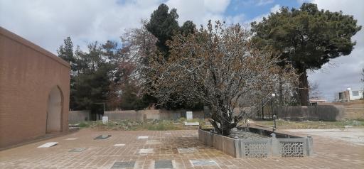 عکس آرامگاه شاهزاده قاسم