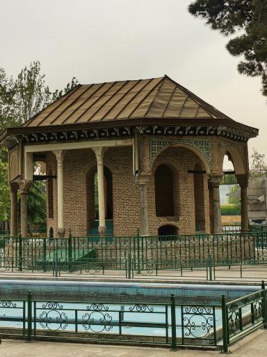 عکس عمارت کلاه فرنگی قصر