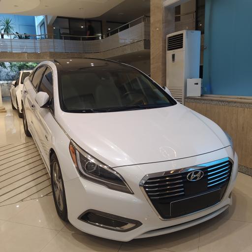 عکس نمایندگی تویوتا صالحی