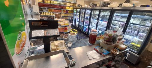 عکس لبنیاتی سنتی برادران لیقوانی