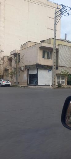 عکس آرایشگاه مردانه نویان