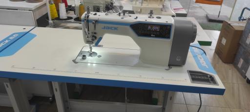 عکس فروشگاه چرخ خیاطی ترمه طلا 