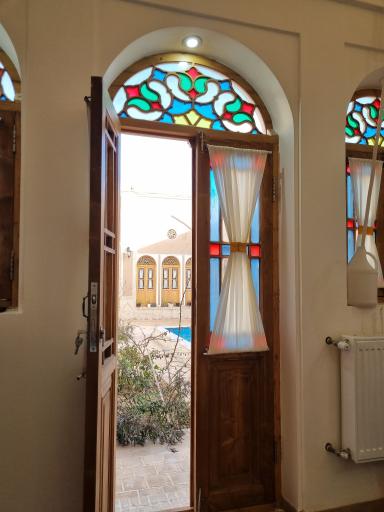 عکس اقامتگاه بومگردی سنتی پنجه آفتاب