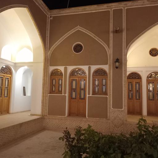 عکس اقامتگاه بومگردی سنتی پنجه آفتاب