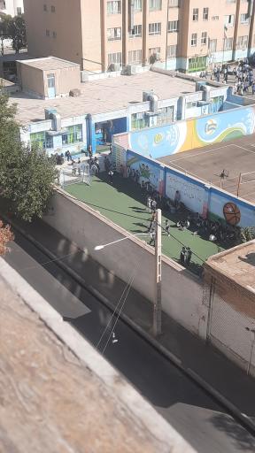 عکس دبستان و پیش دبستانی غیر دولتی یار کیان