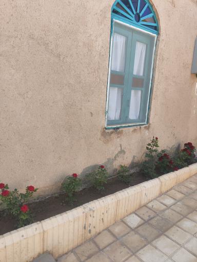 عکس رستوران باغ شمعدونی