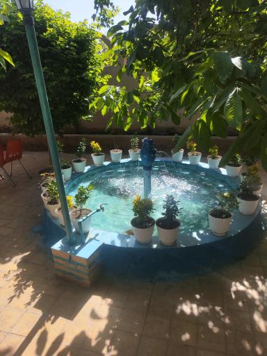 عکس رستوران باغ شمعدونی