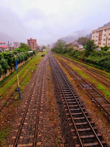 عکس ایستگاه راه آهن زیراب