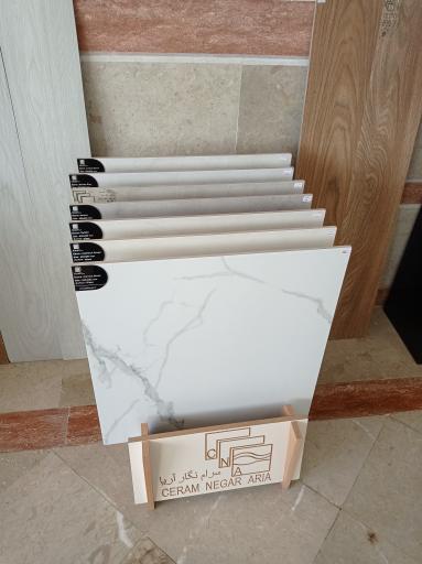 عکس فروشگاه کاشی و سرامیک آریا