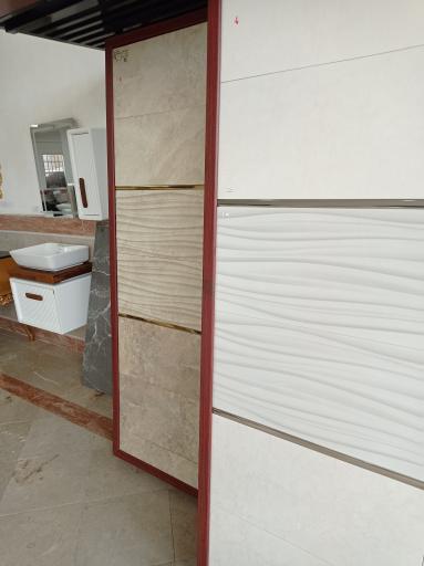 عکس فروشگاه کاشی و سرامیک آریا