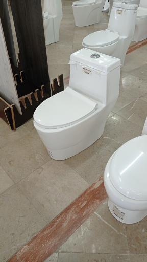 عکس فروشگاه کاشی و سرامیک آریا