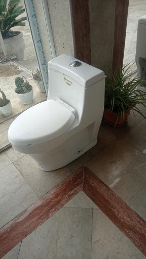 عکس فروشگاه کاشی و سرامیک آریا