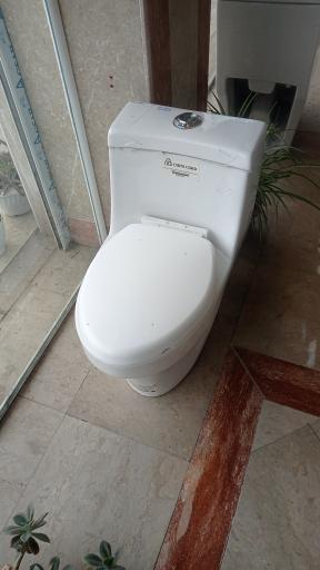 عکس فروشگاه کاشی و سرامیک آریا