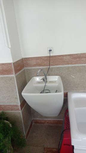 عکس فروشگاه کاشی و سرامیک آریا