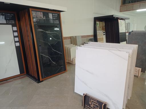 عکس فروشگاه کاشی و سرامیک آریا