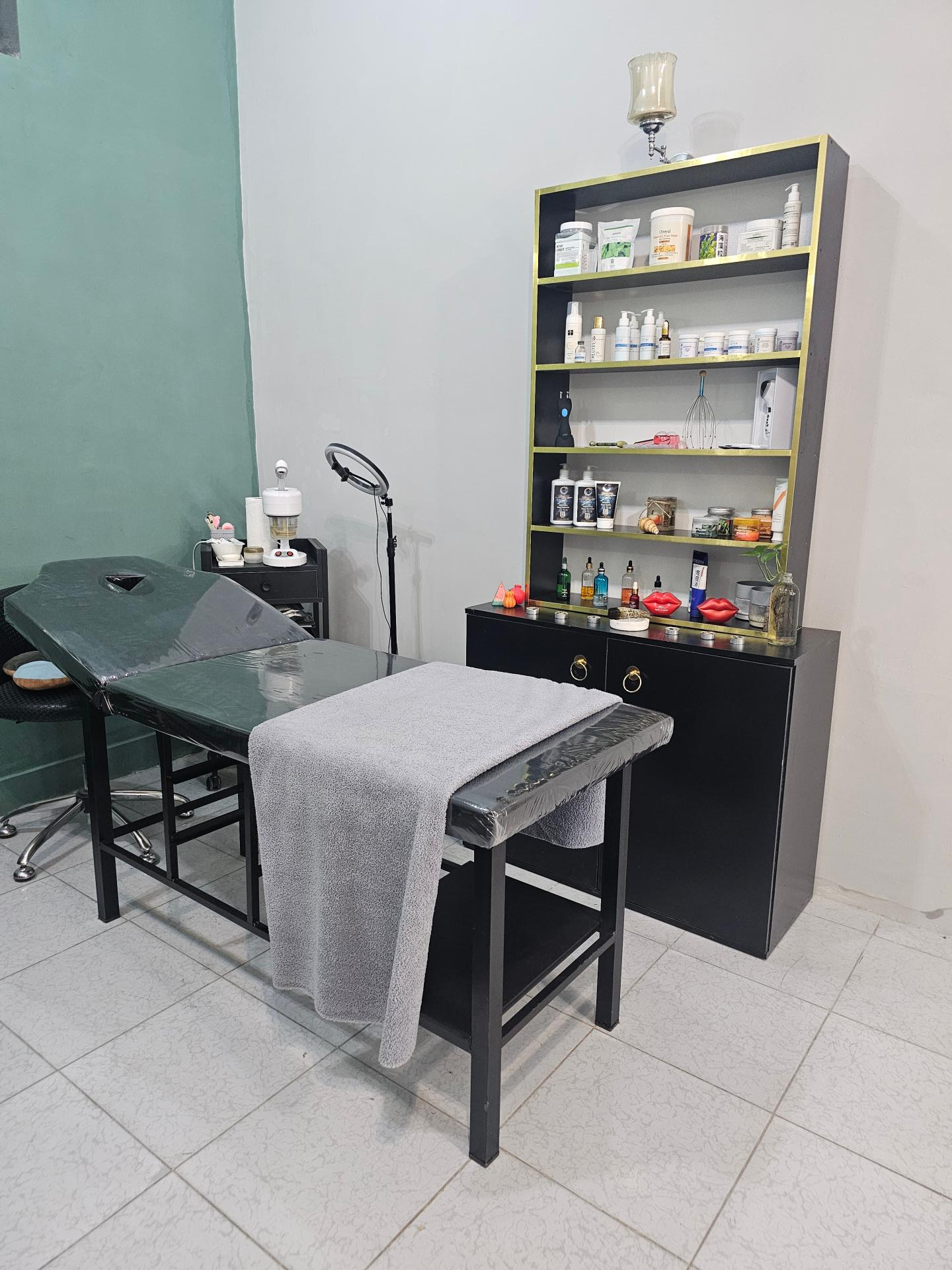 عکس آموزشگاه مراقبت و زیبایی سمانه خلیلی