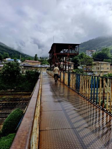 عکس ایستگاه راه آهن زیراب