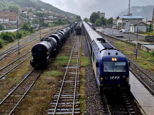 عکس ایستگاه راه آهن زیراب