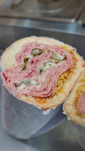 عکس ساندویچ سرد مزه طوری