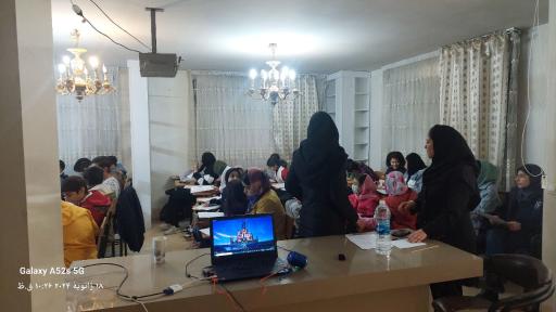 آکادمی تخصصی زبان های خارجه راه نو