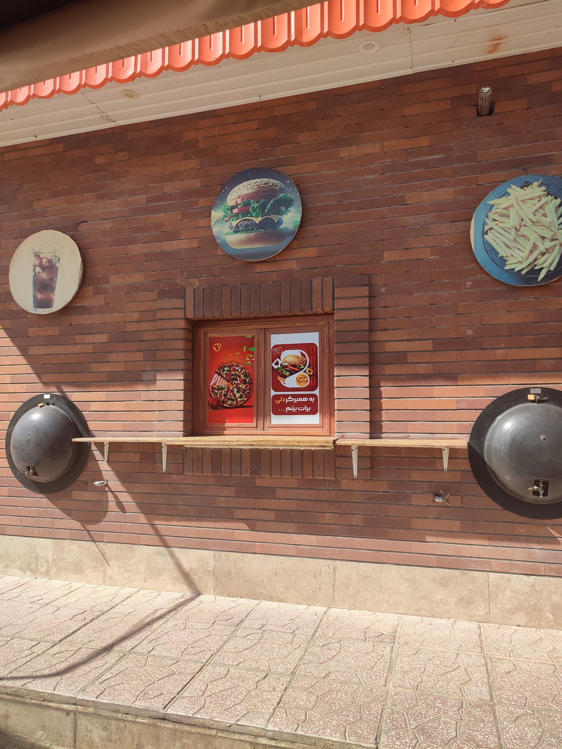 عکس دلی برگر