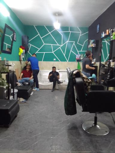 پیرایش مردانه لِجند