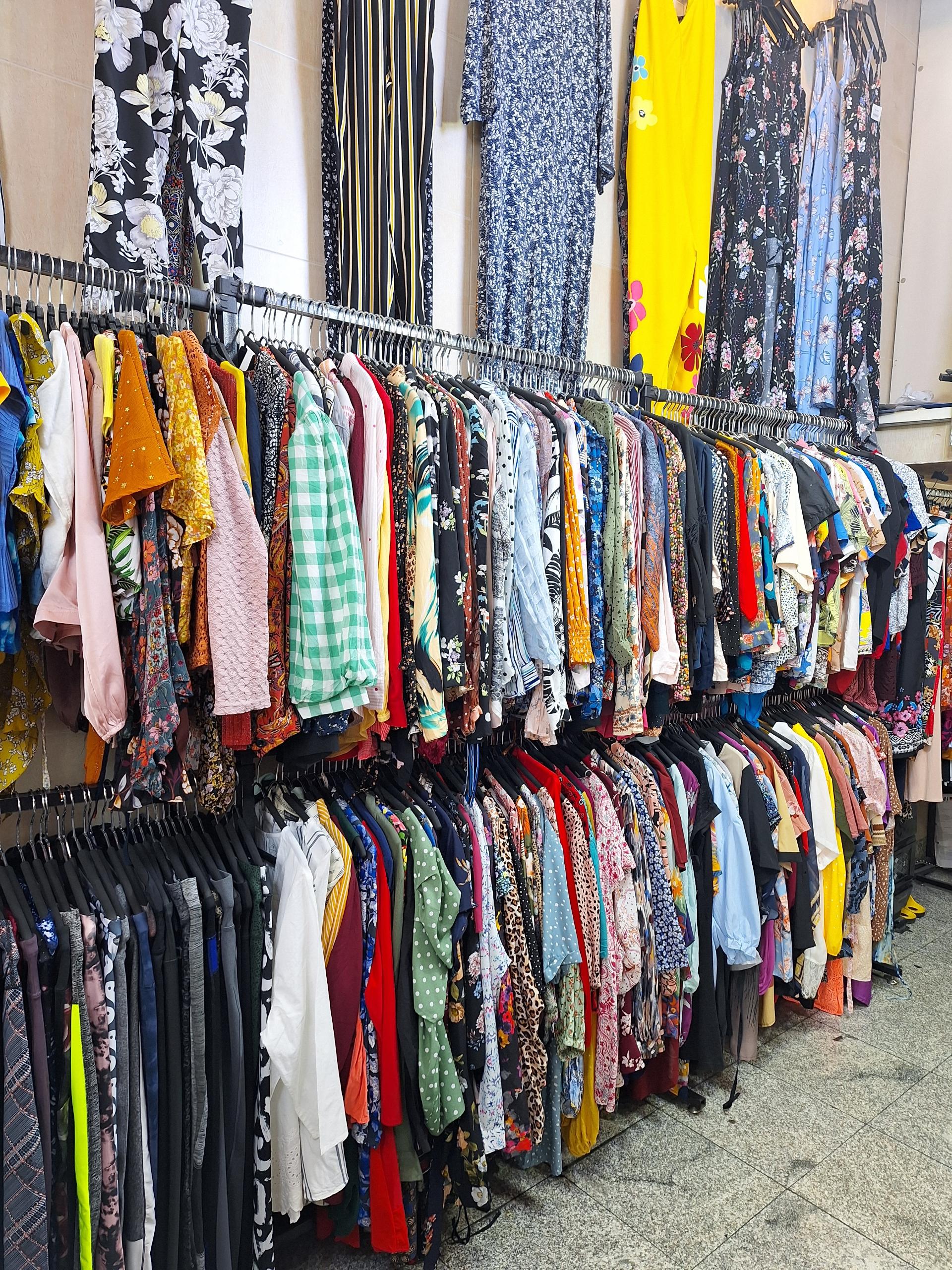 عکس فروشگاه لباس هلنا