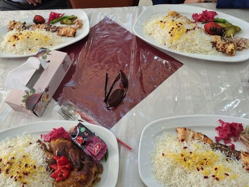 عکس رستوران مشاهیر