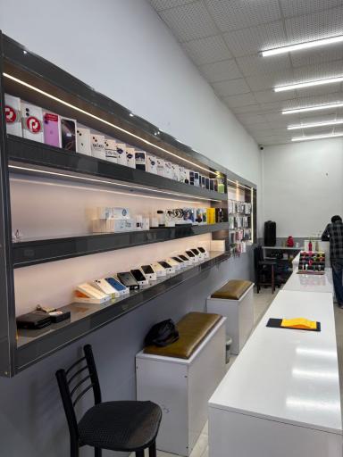 عکس فروشگاه بروز موبایل