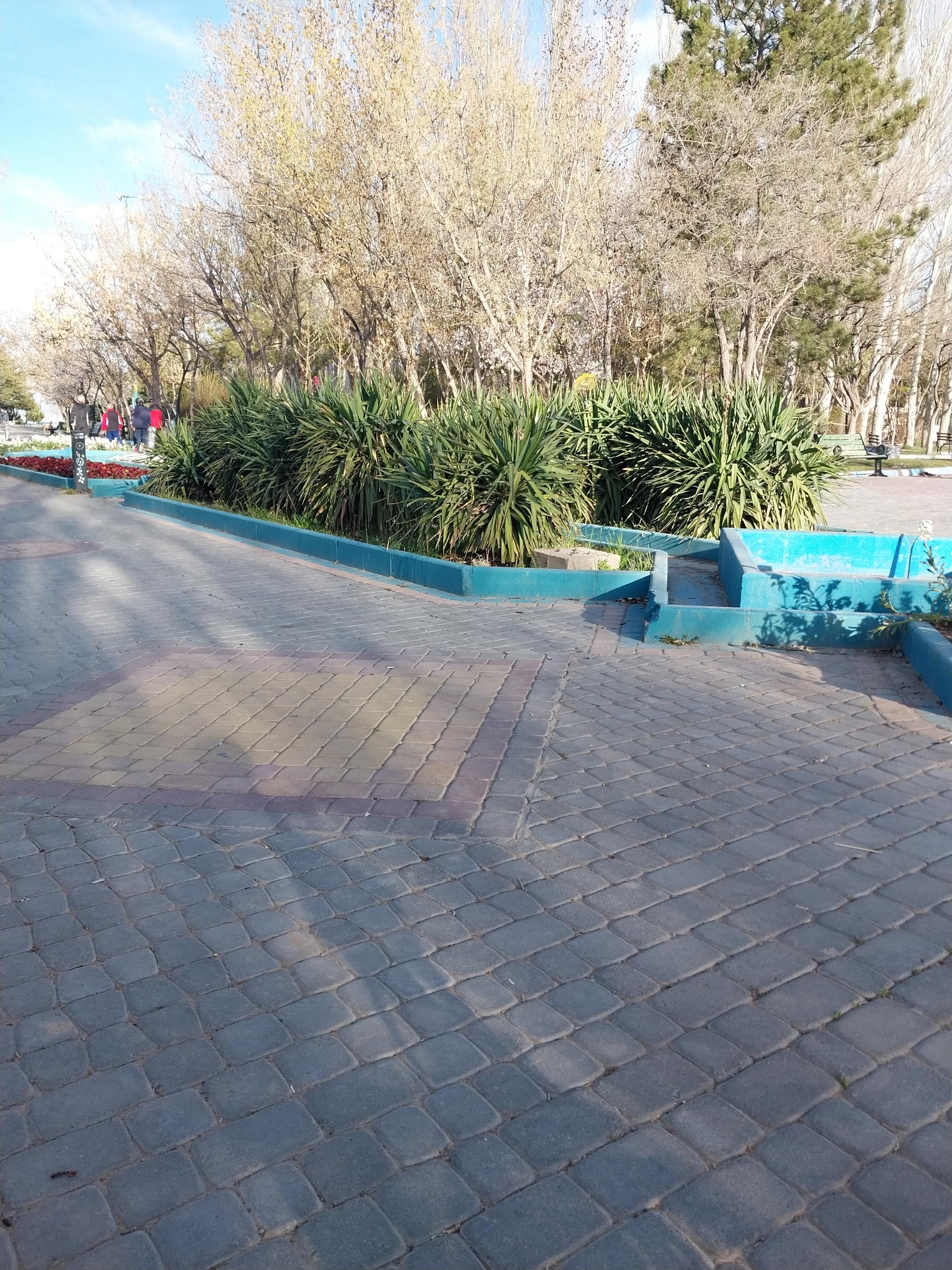 عکس پارک بهارستان