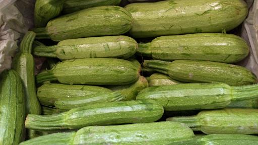 عکس میوه سرای دست چین