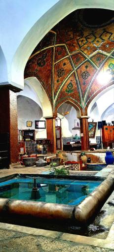 حمام تاریخی خان