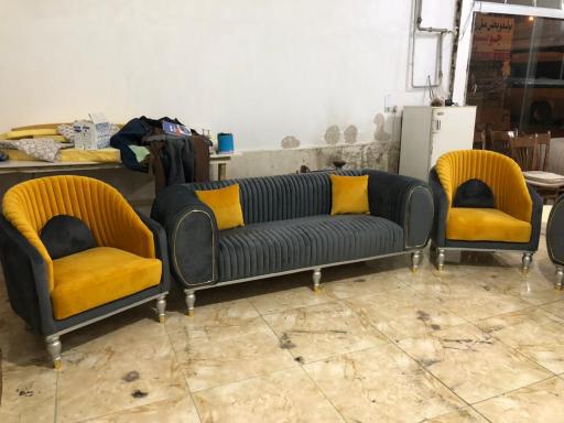 عکس آقای مبل