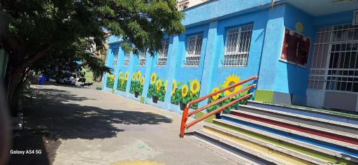 عکس دبستان دخترانه آسیه