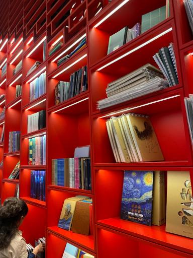 عکس کتاب فروشی اردیبهشت نسل