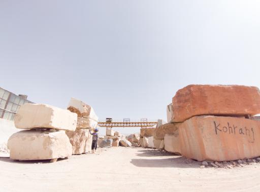 عکس سنگبری کوهرنگ، مجتمع سنگ و سنگفرش سنا