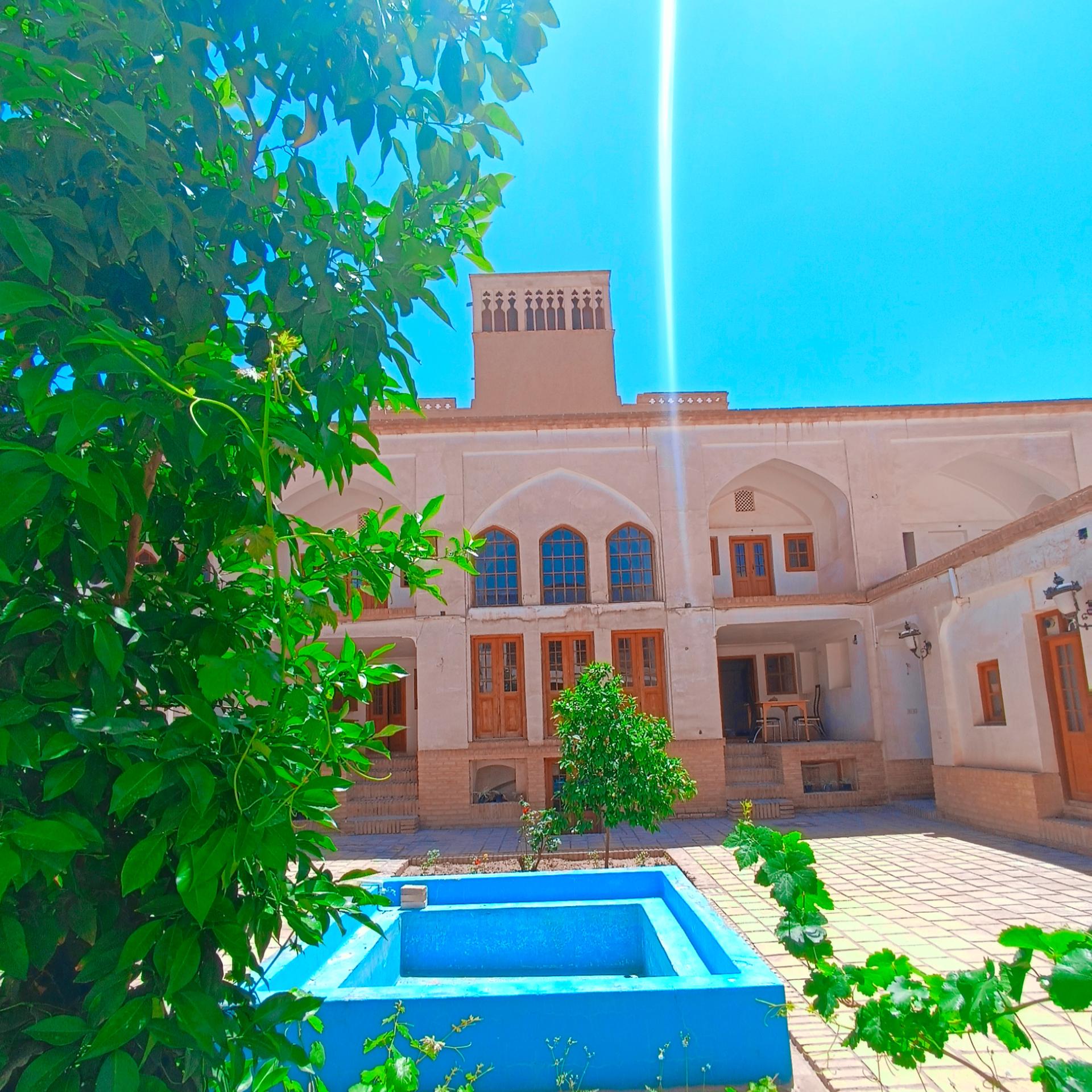 عکس خانه تاریخی تدین