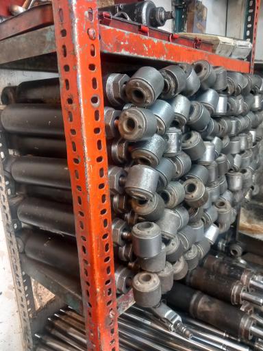 عکس کمک فنر سازی حسین