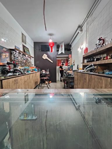 عکس کلید سازی مجتبی